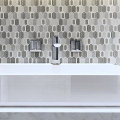 elongated-hex-room-scene